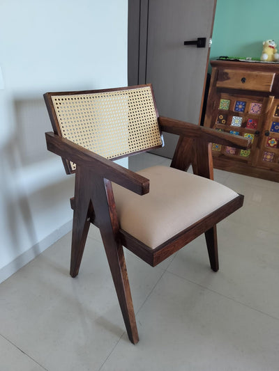 Premium quality chairs. Elevates the looks of the room.